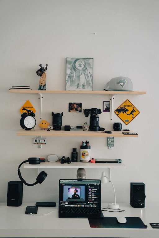 How to Declutter Your Digital Life for Greater Focus and Calm